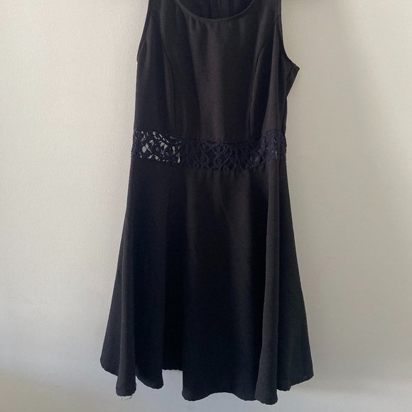 Black Halter Dress with Lace Mid - Picture 4 of 6